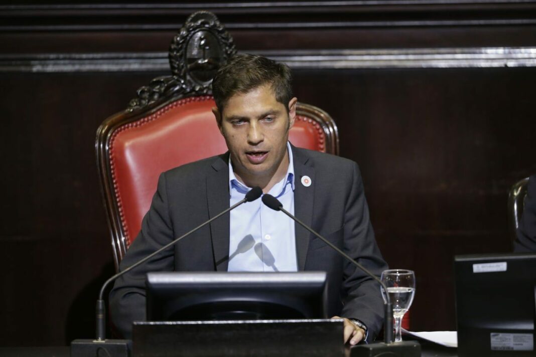 Kicillof apura el Presupuesto 2024 que deberá tratar la Legislatura bonaerense. Hay dudas sobre los plazos, poca rosca y algunos ejes definidos.
