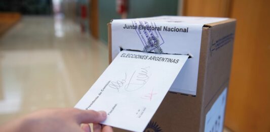 La Justicia Electoral Nacional les advirtió a los apoderados de La Libertad Avanza, que “redoblen esfuerzos” para el balotaje.