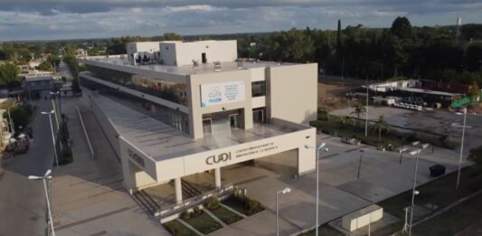 El Senado bonaerense aprobó la ley que propone la creación de la Universidad Provincial de la Innovación, en La Matanza.