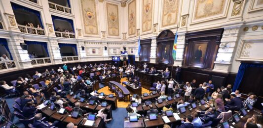 En medio de las investigaciones saltó a la luz que el espionaje ilegal de Zanchetta también llegó a los legisladores bonaerenses.