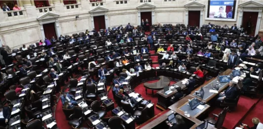 La bancada de diputados de Unión por la Patria definen este miércoles la nueva configuración del peronismo en el Congreso.
