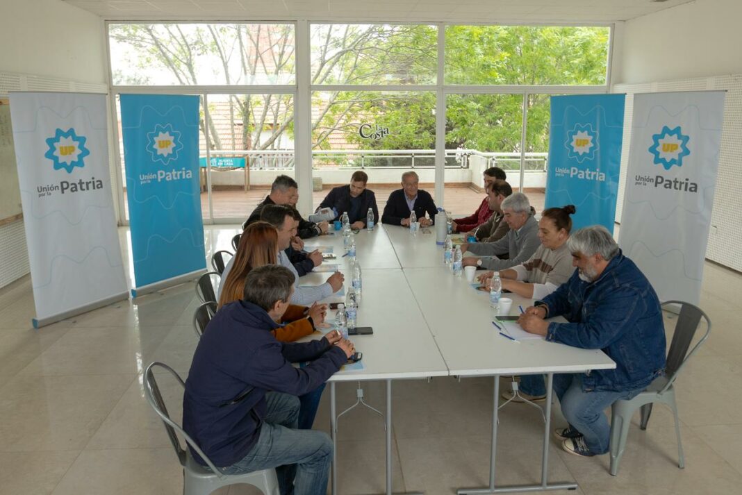 A semanas del balotaje, el reciente intendente electo de La Costa, Juan de Jesus, convocó a la 