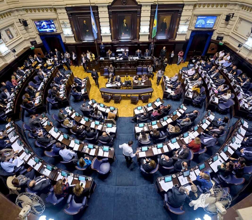 Legisladores de la provincia de Buenos Aires de Juntos por el Cambio salieron a respaldar al intendente de La Plata, Julio Garro.