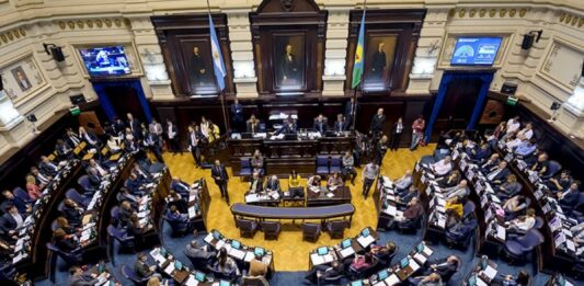 Legisladores de la provincia de Buenos Aires de Juntos por el Cambio salieron a respaldar al intendente de La Plata, Julio Garro.