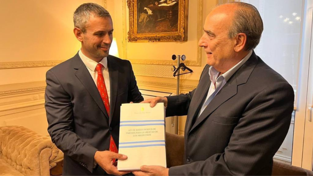 Diputados y Senadores de la oposición le pidieron al Gobierno nacional que “defina las prioridades” para tratar la Ley Ómnibus.