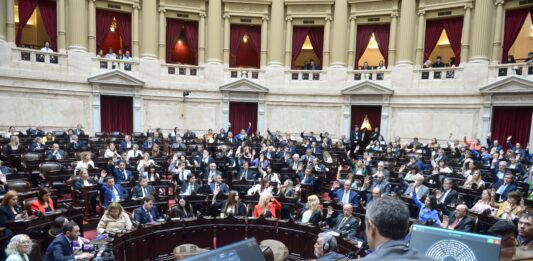 El oficialismo convocó finalmente para este jueves a la comisión Bicameral para debatir la validez el mega decreto de necesidad y urgencia (DNU) de Javier Milei.