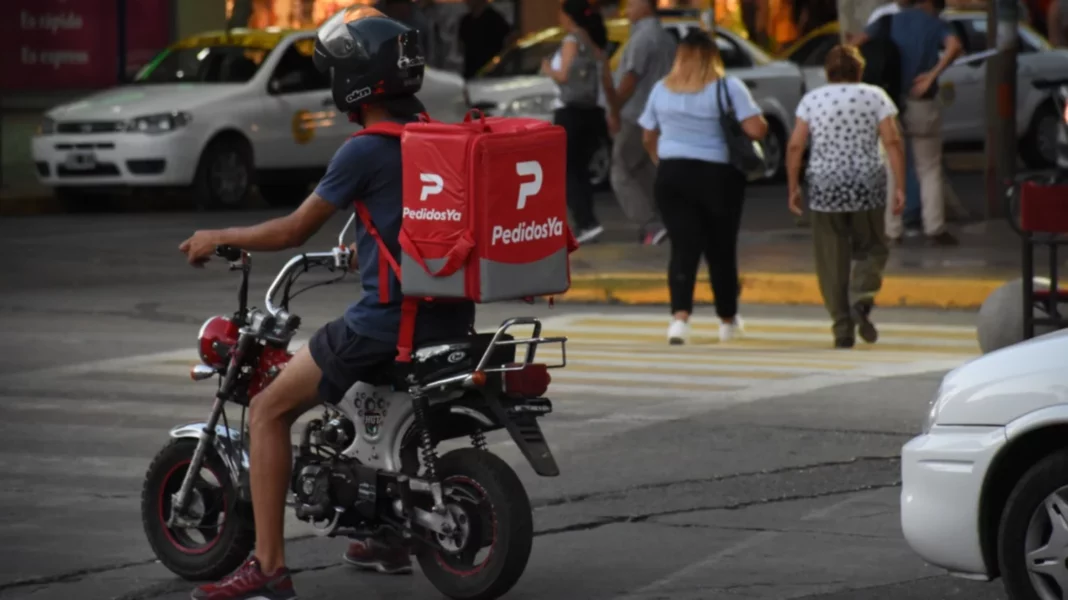 Las autoridades de la provincia de Buenos Aires sancionaron a PedidosYa y deberán devolver 62 millones de pesos a clientes bonaerenses.