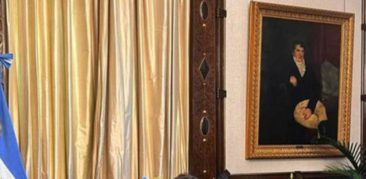 El presidente Javier Milei dará a conocer el DNU para "desregulación de la economía", que incluirá la implementación de una reforma laboral.