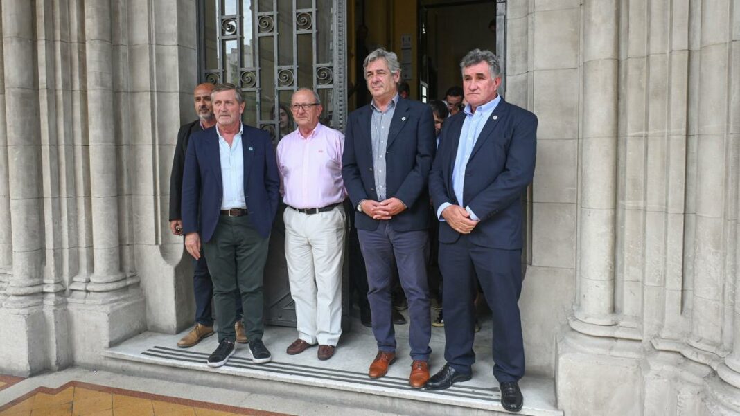 El Gobierno Nacional se reunirá la próxima semana con la Mesa de Enlace para renegociar la suba del 15% de las retenciones a los productos agropecuarios.