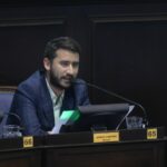 Sotelo estrenó la presidencia del bloque con cuestionamientos a Kicillof En el estreno de su titularidad de bloque de La Libertad Avanza PBA, Nahuel Sotelo, criticó la exposición que hizo Axel Kicillof, en su acto de asunción.