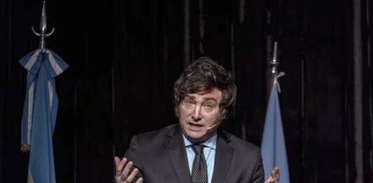 La consultora privada ARESCO registró los cambios en la imagen del presidente de la Nación, Javier Milei, tras las medidas de ajuste anunciadas. Todos los detalles.