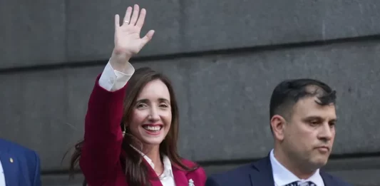 A pesar de que estaba confirmado Paoltroni, Villarruel aseguró que no está definida la presidencia provisional del Senado y convocó a los bloques.