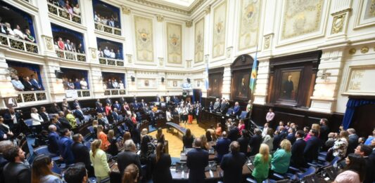 La diputada bonaerense de la Séptima sección, Mercedes Landívar, pedirá licencia para asumir como jefa de Gabinete de Olavarría.
