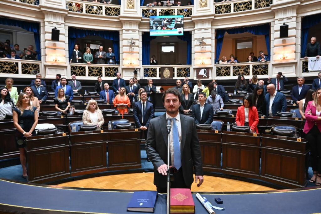 “Sí, juro”, Carlos Agustín Romo Ortega. 