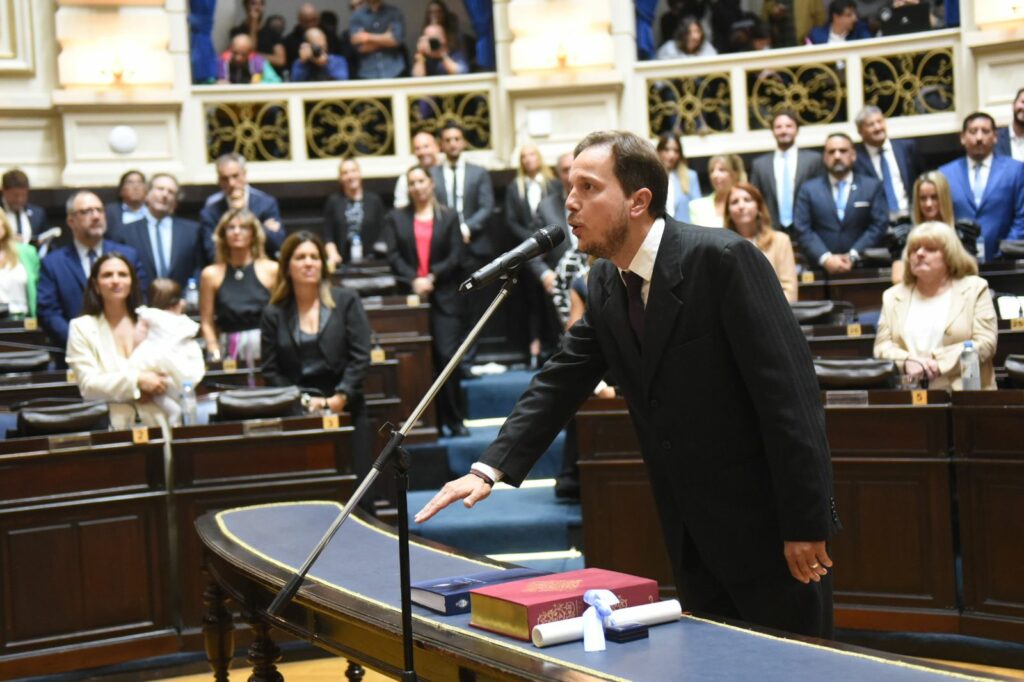 “Si, juro", Gastón Andrés Abonjo. 