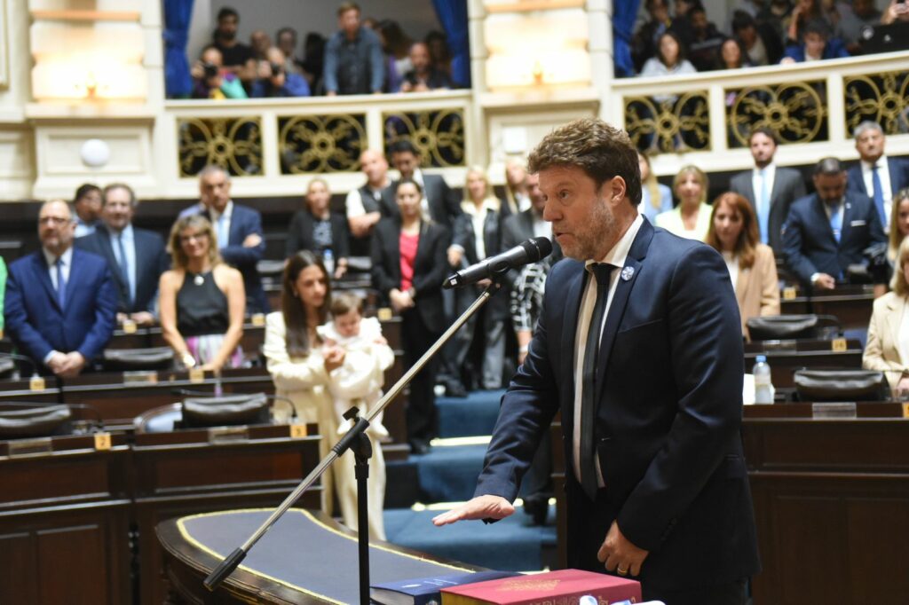 "Si, juro", Diego Raúl Garciarena. 