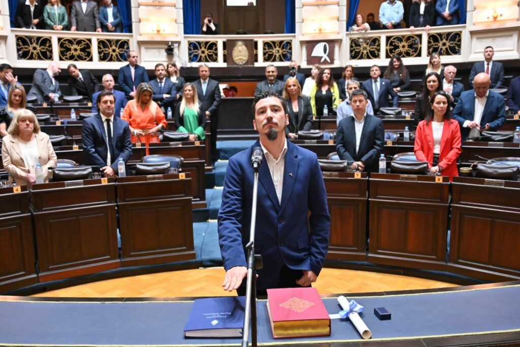 “Por el pueblo de Escobar, por Eva Duarte y Juan Perón, por Néstor y Cristina y la memoria de los 30.000”, Leonardo José Moreno. 