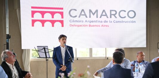 El gobernador bonaerense, Axel Kicillof, sostuvo como prioritario dar la discusión "acerca de los recursos que le corresponden a la provincia”.