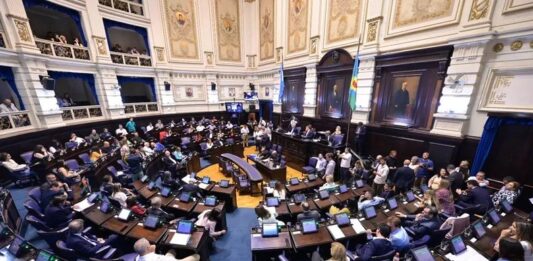 Los diputados bonaerenses del radicalismo definen quién será el elegido para presidir su bancada en la Cámara baja.