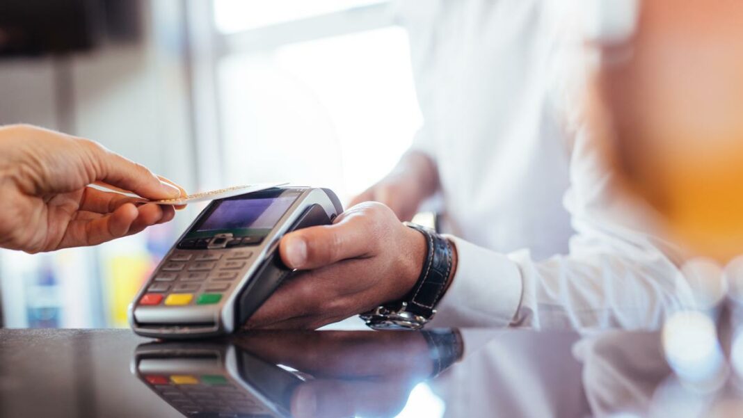 El Ministerio de Economía estableció las características del programa de consumo Cuota Simple que permite comprar hasta en seis cuotas fijas.
