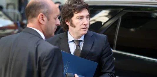 El presidente, Javier Milei, reconoció que “no hay un plan B” y ratificó los ejes de su gestión: privatización, dolarización y relaciones internacionales.