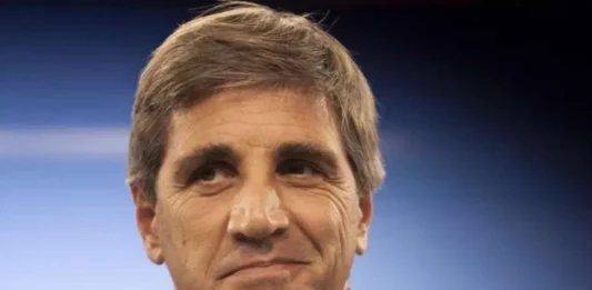 Milei echó a Ferraro y las secretarías pasarían a manos del Ministerio de Economía, encabezado por Luis Caputo.