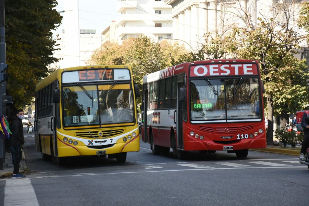 El Gobierno nacional apelará a la resolución judicial que suspendió la audiencia pública para tratar los aumentos en el transporte.