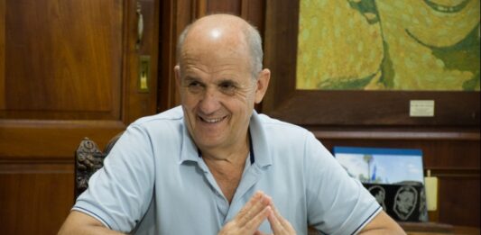 El intendente de Pehuajó, Pablo Zurro, decidió cerrar la municipalidad en apoyo al paro de la CGT y la oposición no se lo dejó pasar.