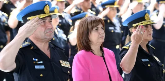 Bullrich insistió que hará cumplir el protocolo antipiquetes el día del paro general y que le pasará la cuenta a quienes no cumplan.