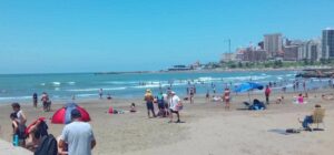 La Asociación Empresaria Hotelera Gastronómica de Mar del Plata lanzó que la ocupación en la ciudad costera disminuyó un 20%.