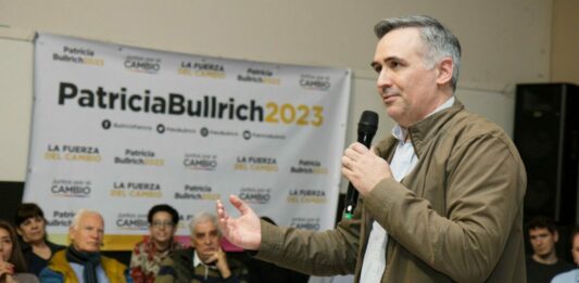 El exdiputado ultraconservador, Francisco Sánchez, se convirtió este lunes en el nuevo Secretario de Culturo de Javier Milei. Quién es.