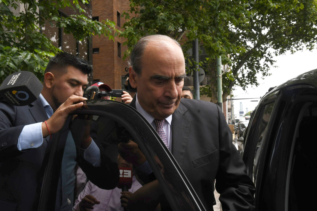 El ministro del Interior, Guillermo Francos, viaja nuevamente a Salta para sumar adhesiones a la ley ómnibus y contrarrestar el bloque de los mandatarios patagónicos.