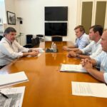 Trenque Lauquen: Recoulat y Miranda cara a cara con un ministro de Kicillof El ministro de Educación bonaerense recibió a Recoulat y Miranda tras el temporal que pasó por Trenque Lauquen.