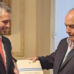 Abogados penalistas de universidades nacionales pidieron participar en el debate de la Ley Ómnibus La Asociación Argentina de Profesores de Derecho Penal le solicitaron al presidente de la Cámara Baja, Martín Menem, "formular aportes críticos" en el debate de la Ley Ómnibus.