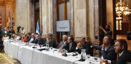 Se reúne este jueves la comisión Bicameral que analizará la validez del decreto de necesidad y urgencia (DNU) de Javier Milei. Todos los detalles.