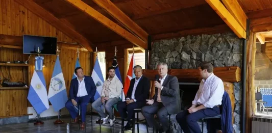 Los gobernadores patagonicos darán una conferencia de prensa desde el Senado para presionar a Milei por los fondos coparticipables.