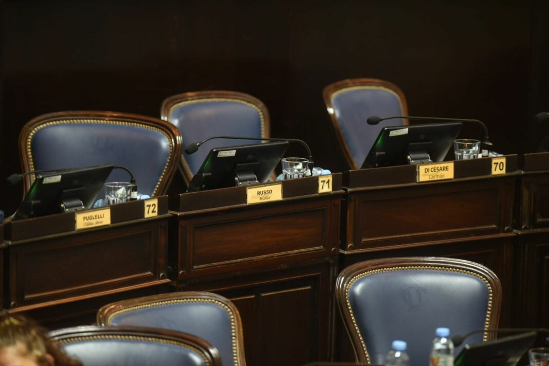 Los diputados bonaerenses de Sergio Massa vaciaron el recinto de la Cámara baja para mostrar su malestar con Kicillof, Máximo Kirchner e Insaurralde.
