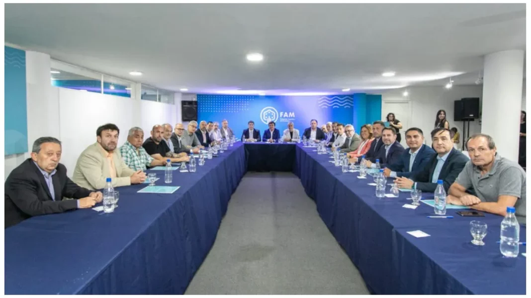 La FAM mantendrá un encuentro para expresar la “extrema preocupación al camino antifederal y extorsivo que tomo el Gobierno nacional”.