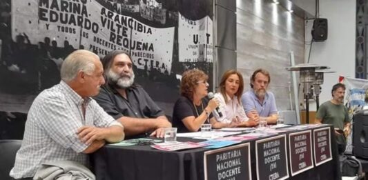CTERA reclamó por la apertura de la paritaria nacional de los docentes y por los fondos que adeuda Milei a las provincias.