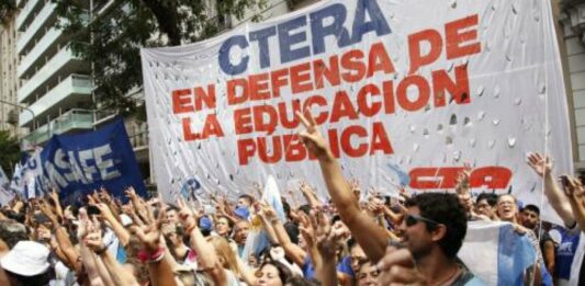 Desde el gremio que nuclea a los docentes nacionales enfatizaron que el Gobierno aún no giró el dinero para el Fondo Nacional de Incentivo Docente (FONID).