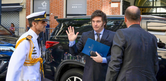 El presidente Javier Milei aterriza en Estados Unidos para dar a conocer su plan de gobierno ante inversores globales. Repasa la agenda completa.
