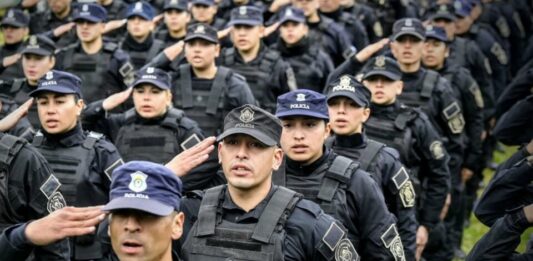 El Ministerio de Seguridad abrió la inscripción 2024 para ser parte de la Policía Bonaerense. Cuáles son los requisitos.