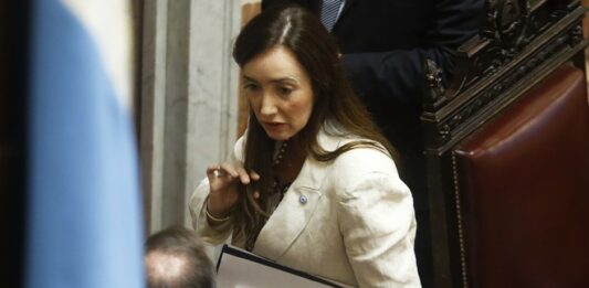 Confiado de lograr el apoyo de los gobernadores, el Gobierno apuesta a un tratamiento exprés de la Ley Bases en el Senado. Cómo viene el poroteo.