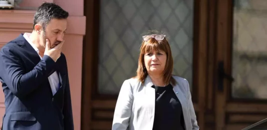 Con el objetivo de simplificar la administración, el Gobierno amplió las facultades del Ministerio de Seguridad y Bullrich suma poder.