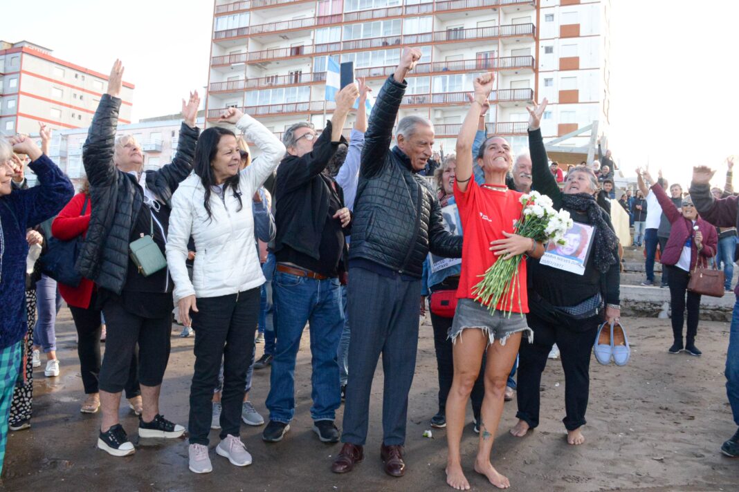 Con la presencia del intendente Juan De Jesús y organizaciones de Derechos Humanos, el municipio de La Costa conmemoró el Día de la Memoria.