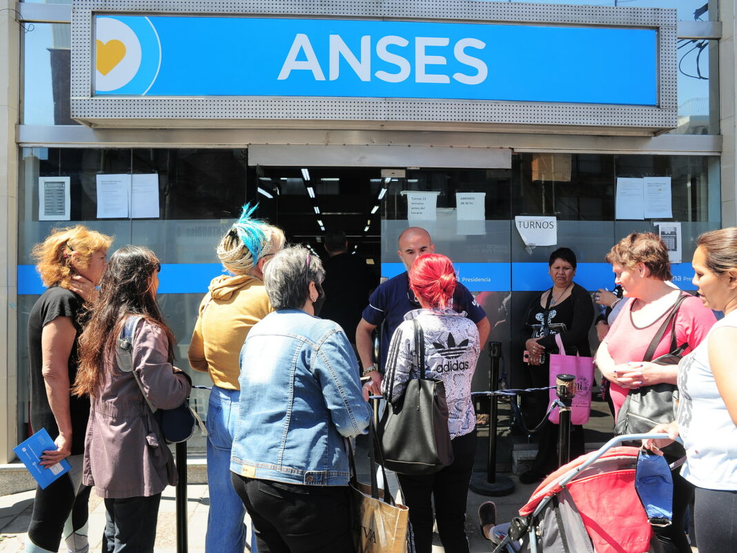 Conocé cómo funcionaría el sistema jubilatorio PUAM que, de aprobarse la Ley Bases en el Senado, podría reemplazar las moratorias previsionales.