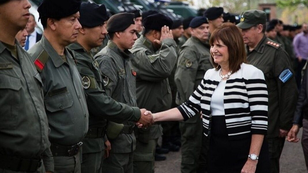 Bullrich le propuso a Villarruel debatir sobre el rol que deben tener la Fuerzas Armadas en la lucha contra el narcotráfico.