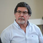 Sileoni ratificó el uso de celulares en las escuelas bonaerenses: “Ya tuvimos esa medida y no funcionó” Sileoni informó que la suspensión de clases dependerá de cada distrito producto de que hay municipios que no sufrieron afecciones por el temporal.