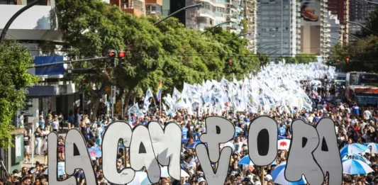 La Cámpora adelantó que marchará a Plaza de Mayo el 24 de marzo junto a Madre y Abuelas de Plaza de Mayo, con fuertes críticas a Javier Milei.