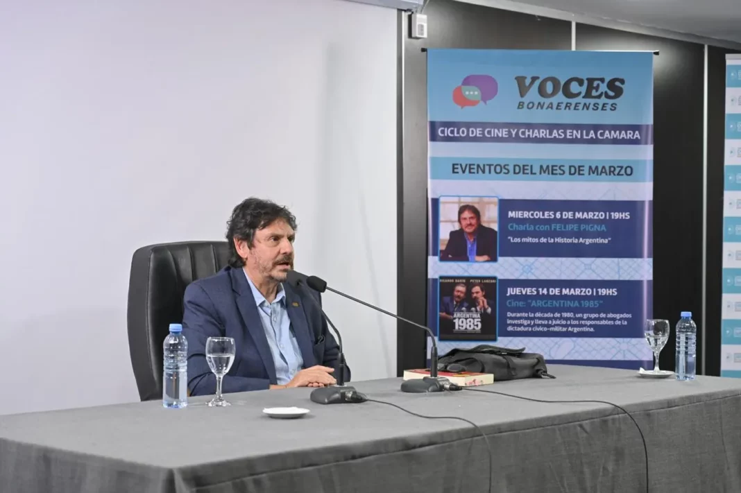 La Cámara de Diputados de la provincia de Buenos Aires continúa este jueves con su ciclo “Voces Bonaerenses”, con la proyección de “No llores por mí, Inglaterra”. Todos los detalles.